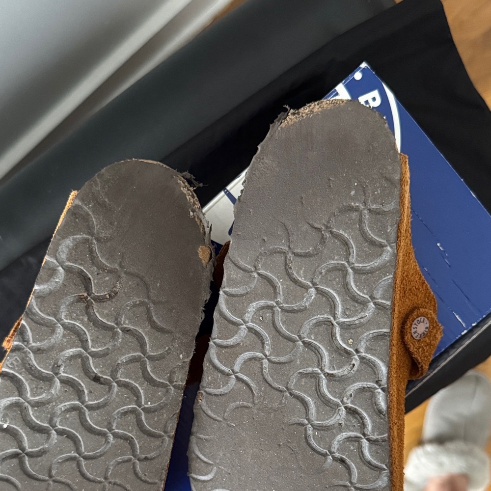 Birkenstock Women's Tan Suede Shoes - Picture 4 of 6